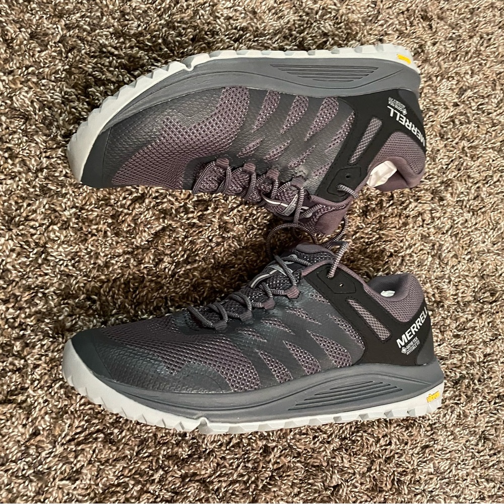 Merrell Nova 2 Gore Tex Hiking Shoes - Picture 4 of 6